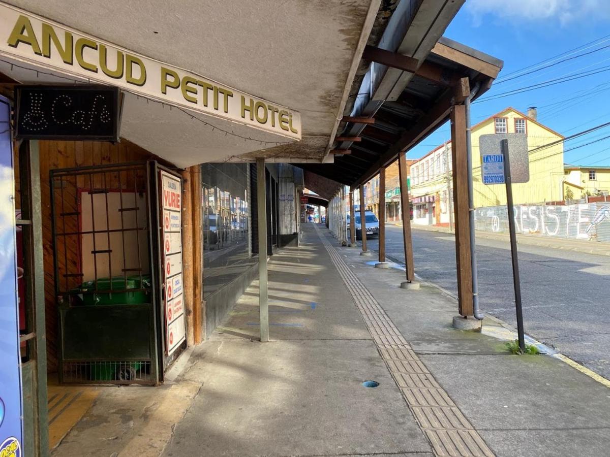 Ancud Petit Hostal Exteriör bild